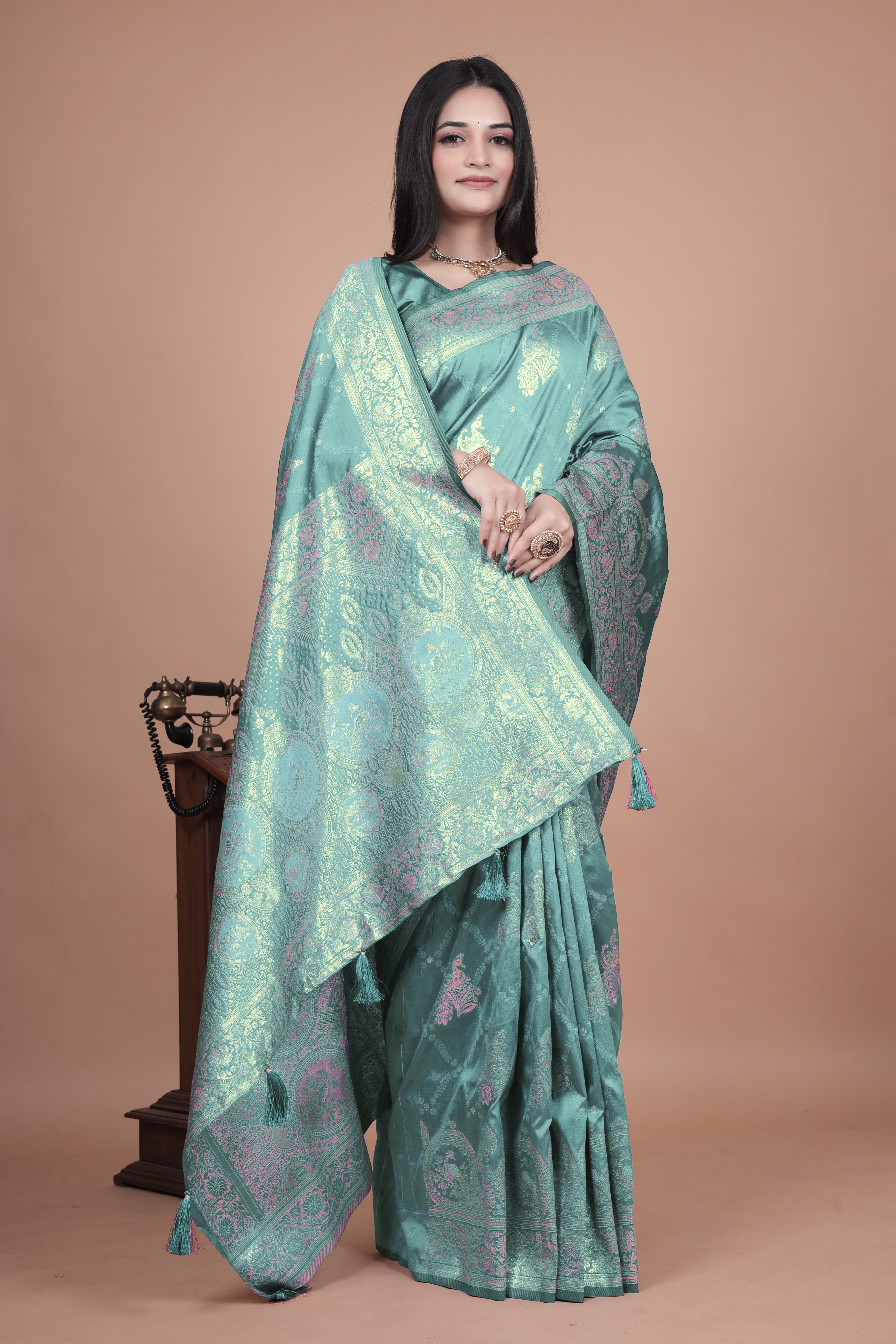 Banarasi Silk Saree with Intricate Silver Zari Weave with 4 color option  ✨🌸